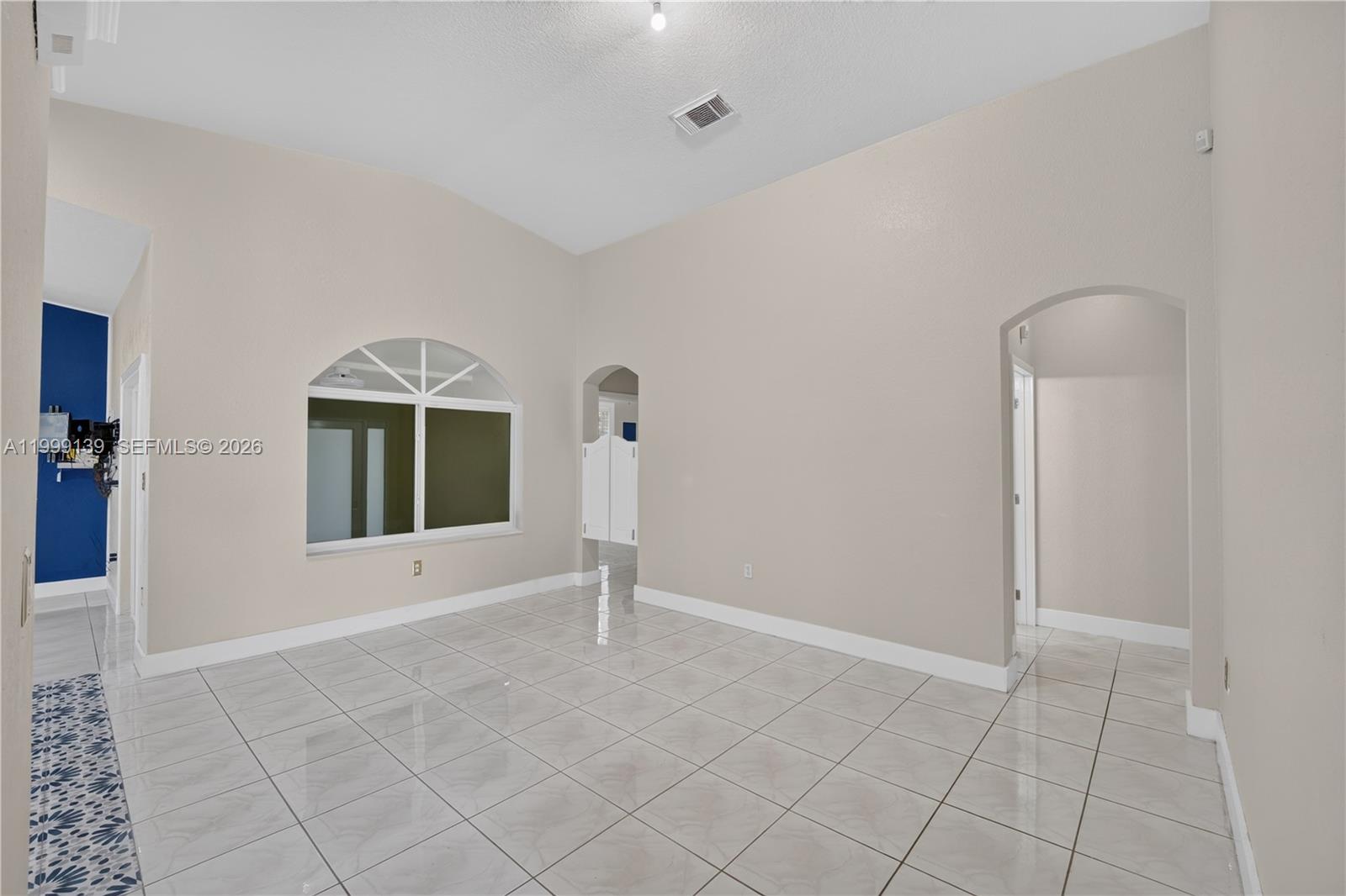 6931 Sw 159th Place Property Photo 8