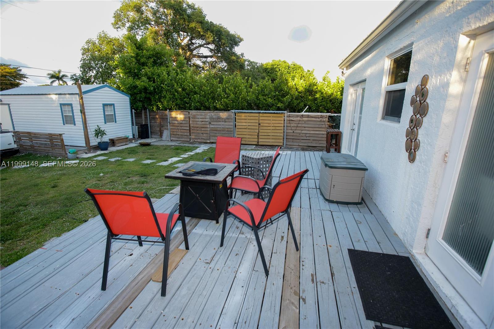A11999148 Property Photo 12
