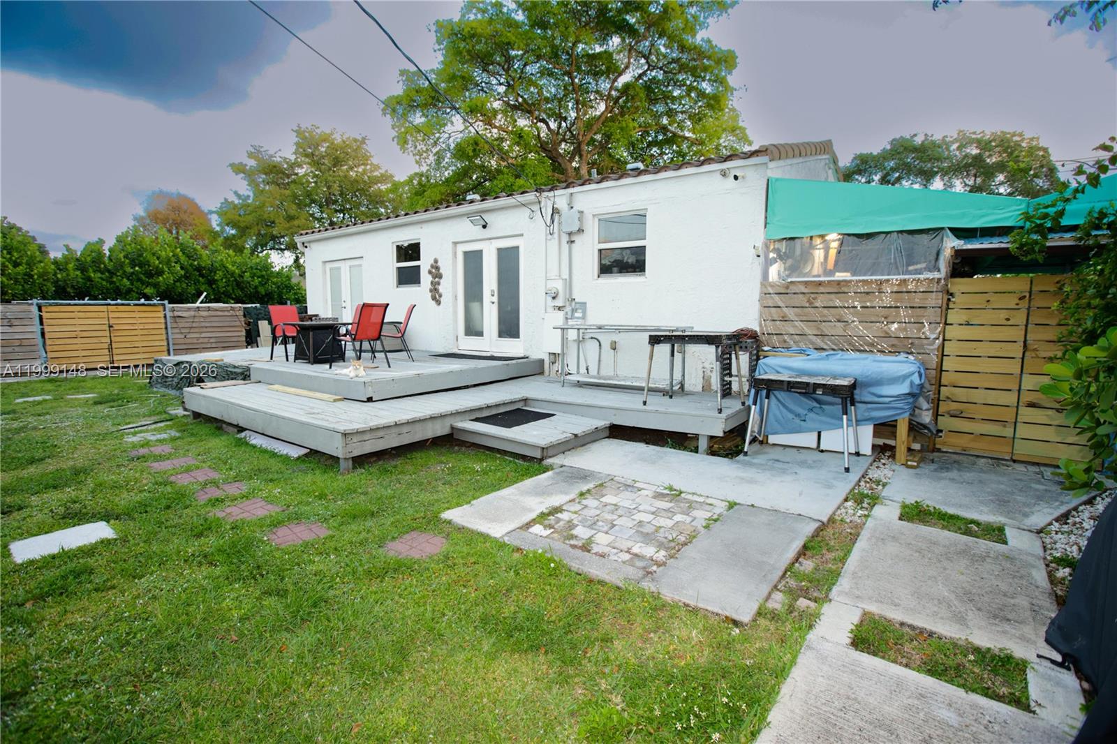 A11999148 Property Photo 14