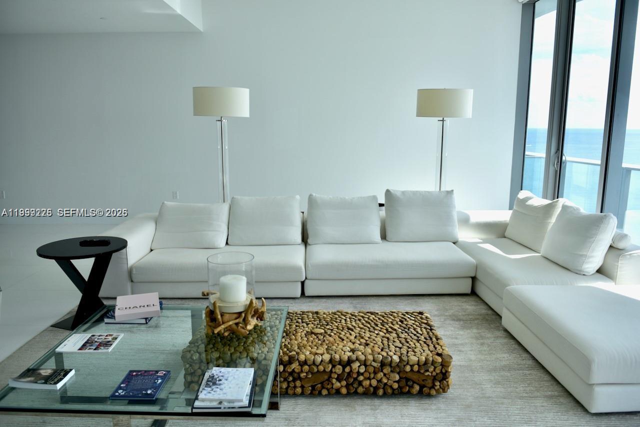 17475 Collins Avenue 2802 Property Photo 5