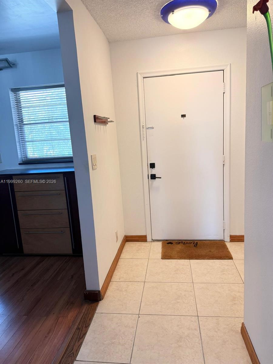 A11999260 Property Photo 32