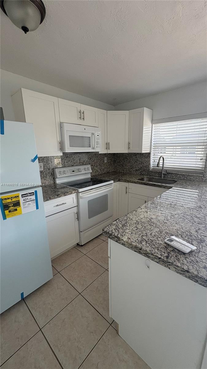 A11999276 Property Photo 10