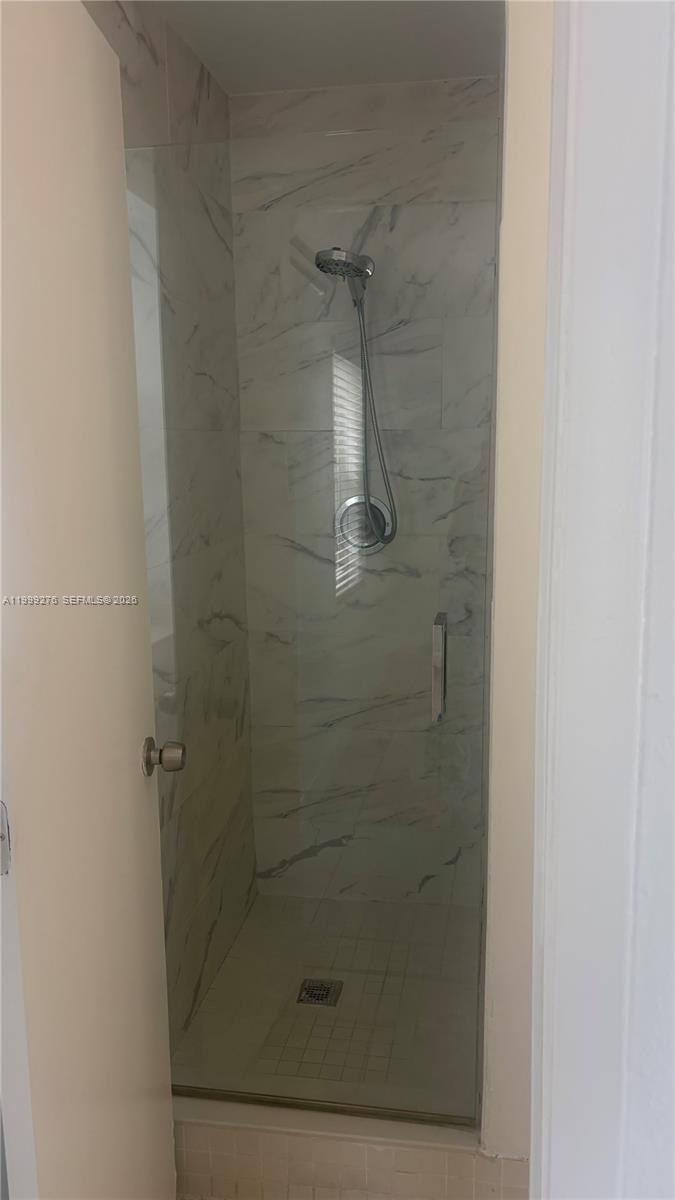 A11999276 Property Photo 21