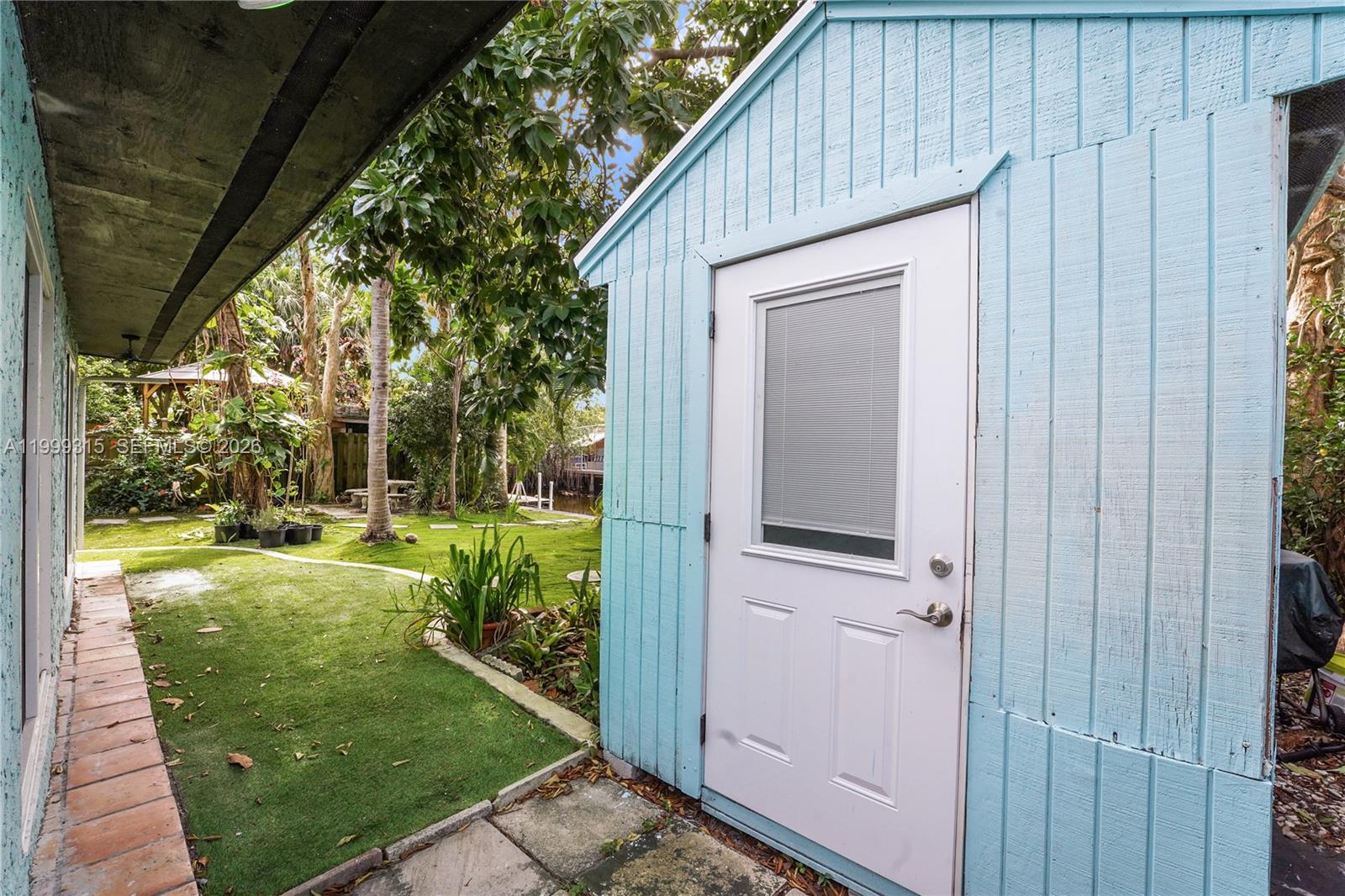 1137 Sw 8th Avenue Property Photo 14