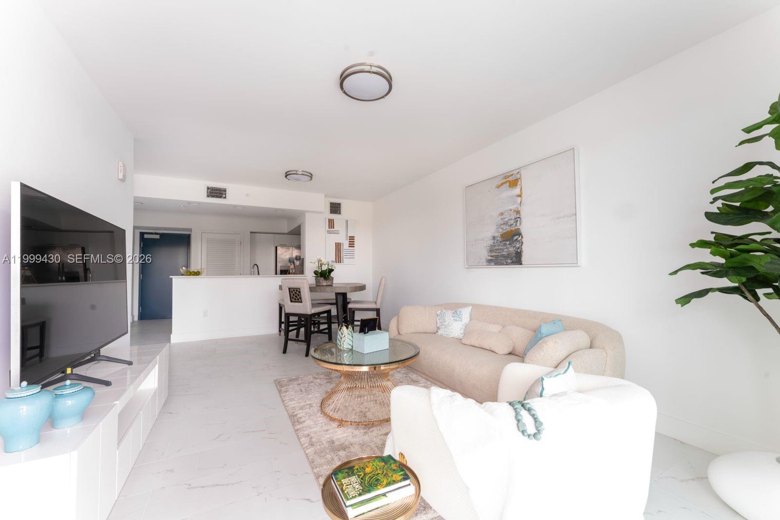 1850 Monroe Street 306 Property Photo 6