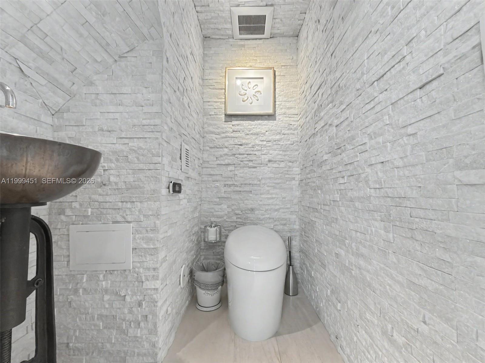 13689 Deering Bay Drive Property Photo 32