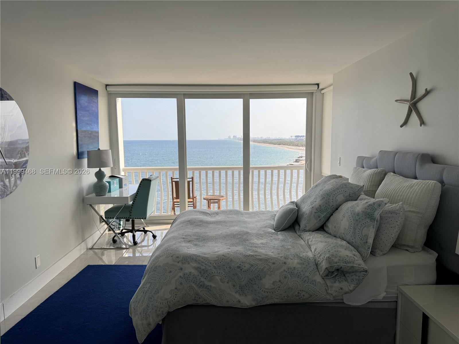 2200 S Ocean Lane 1004 Property Photo 10