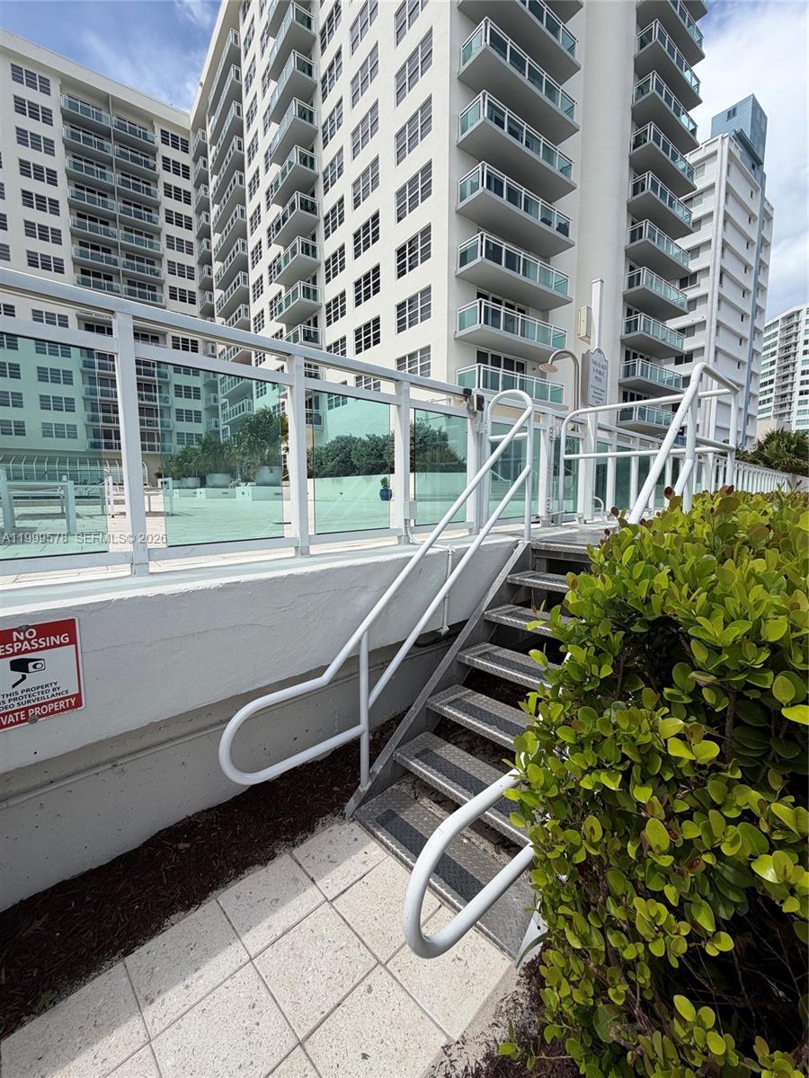 6917 Collins Avenue 806 Property Photo 23