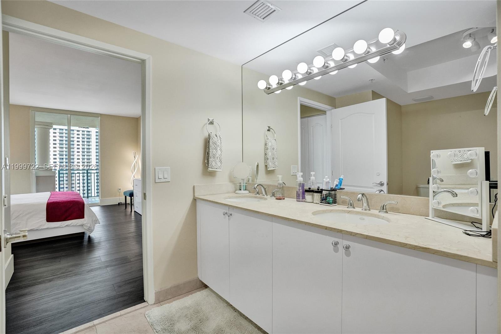 17555 Atlantic Boulevard 1202 Property Photo 23