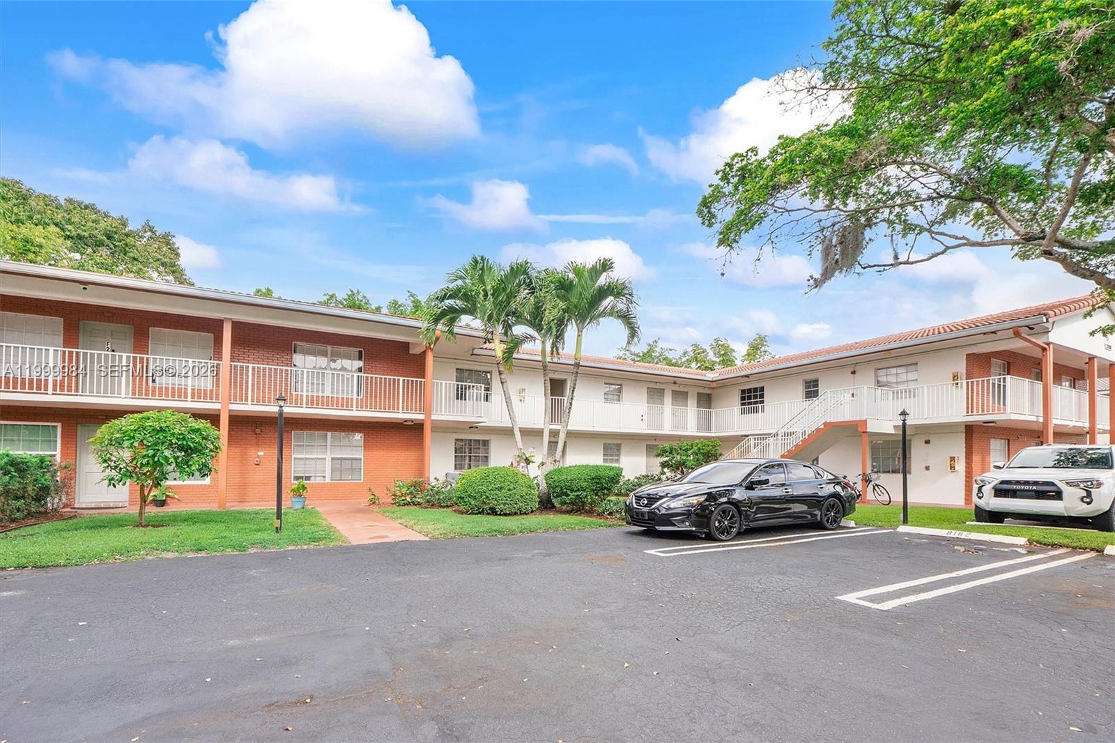 3100 Coral Springs Drive 1h Property Photo 2