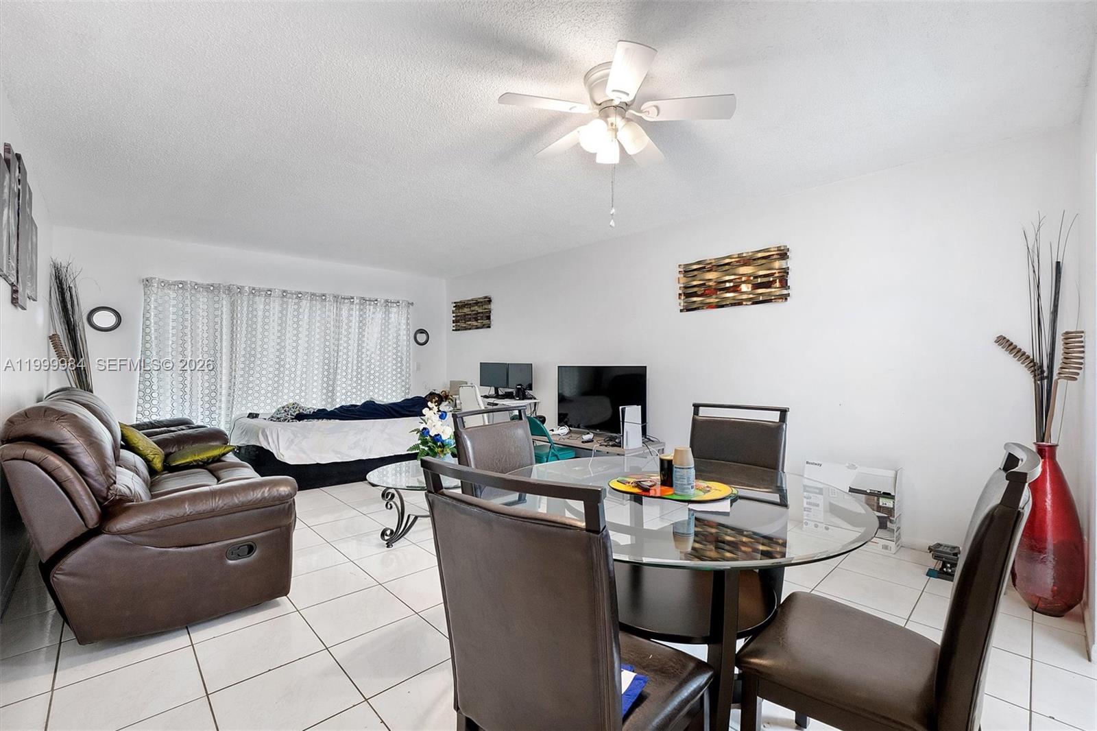 3100 Coral Springs Drive 1h Property Photo 3