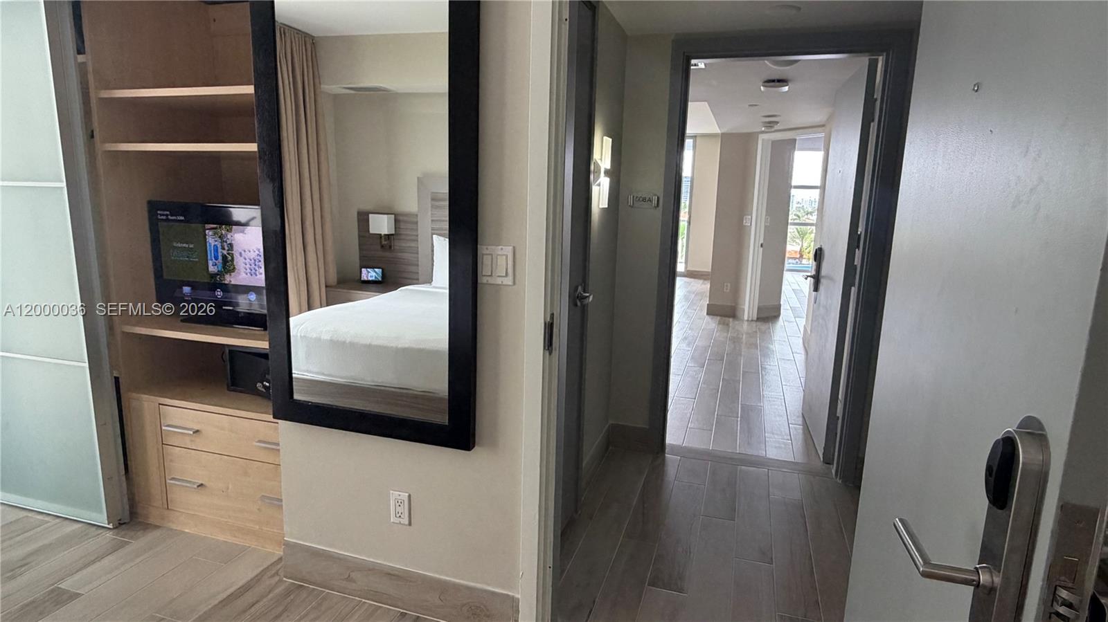 18683 Collins Avenue 508 Property Photo 16