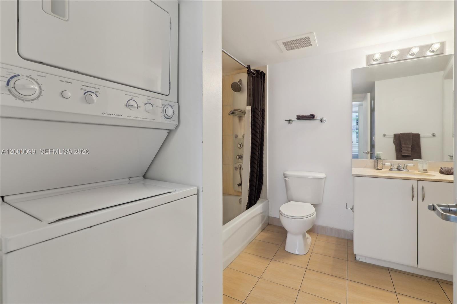 1750 N Bayshore Drive 2805 Property Photo 24