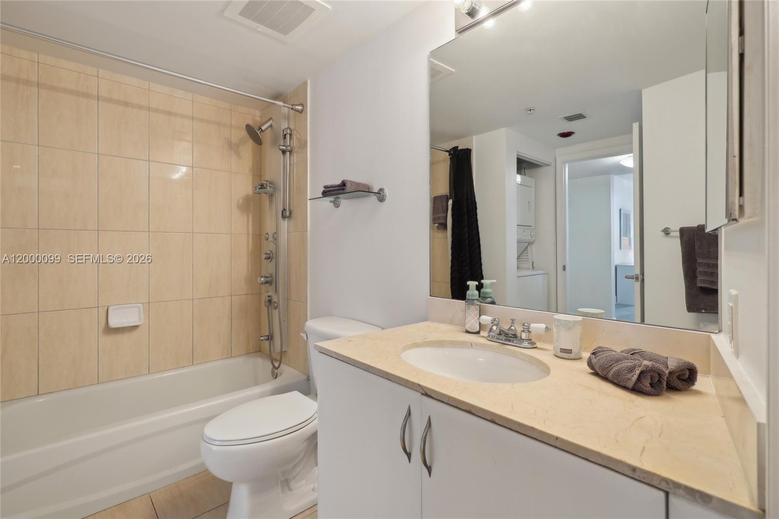 1750 N Bayshore Drive 2805 Property Photo 28