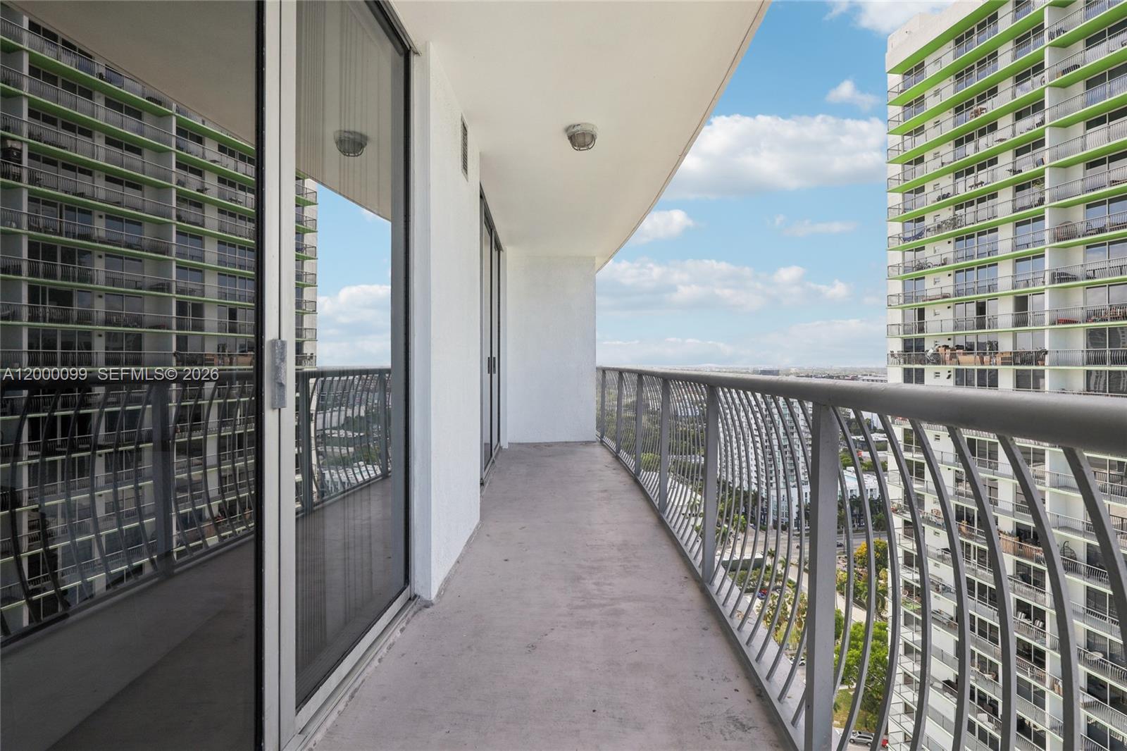 1750 N Bayshore Drive 2805 Property Photo 33