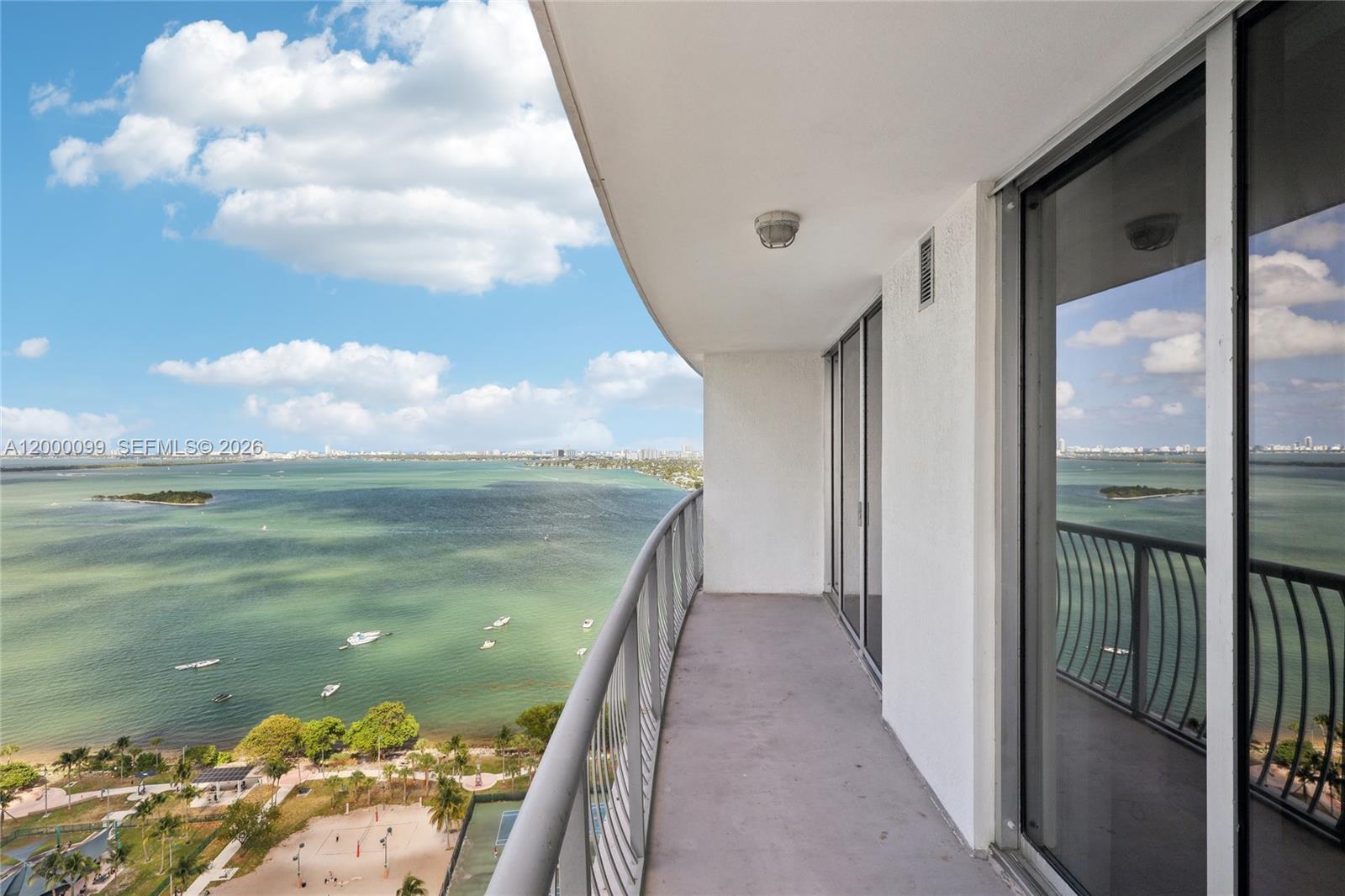 1750 N Bayshore Drive 2805 Property Photo 35
