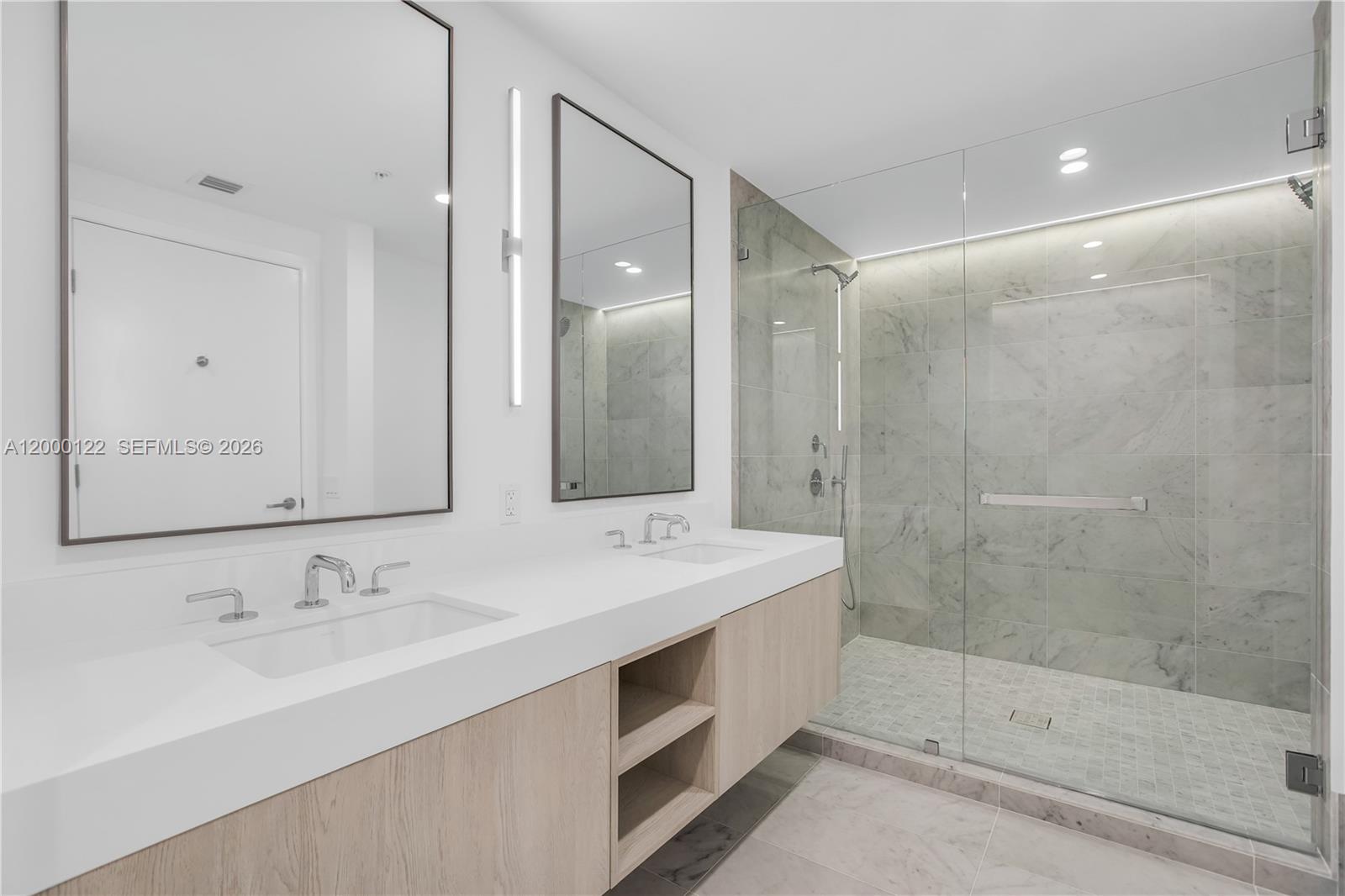 A12000122 Property Photo 23