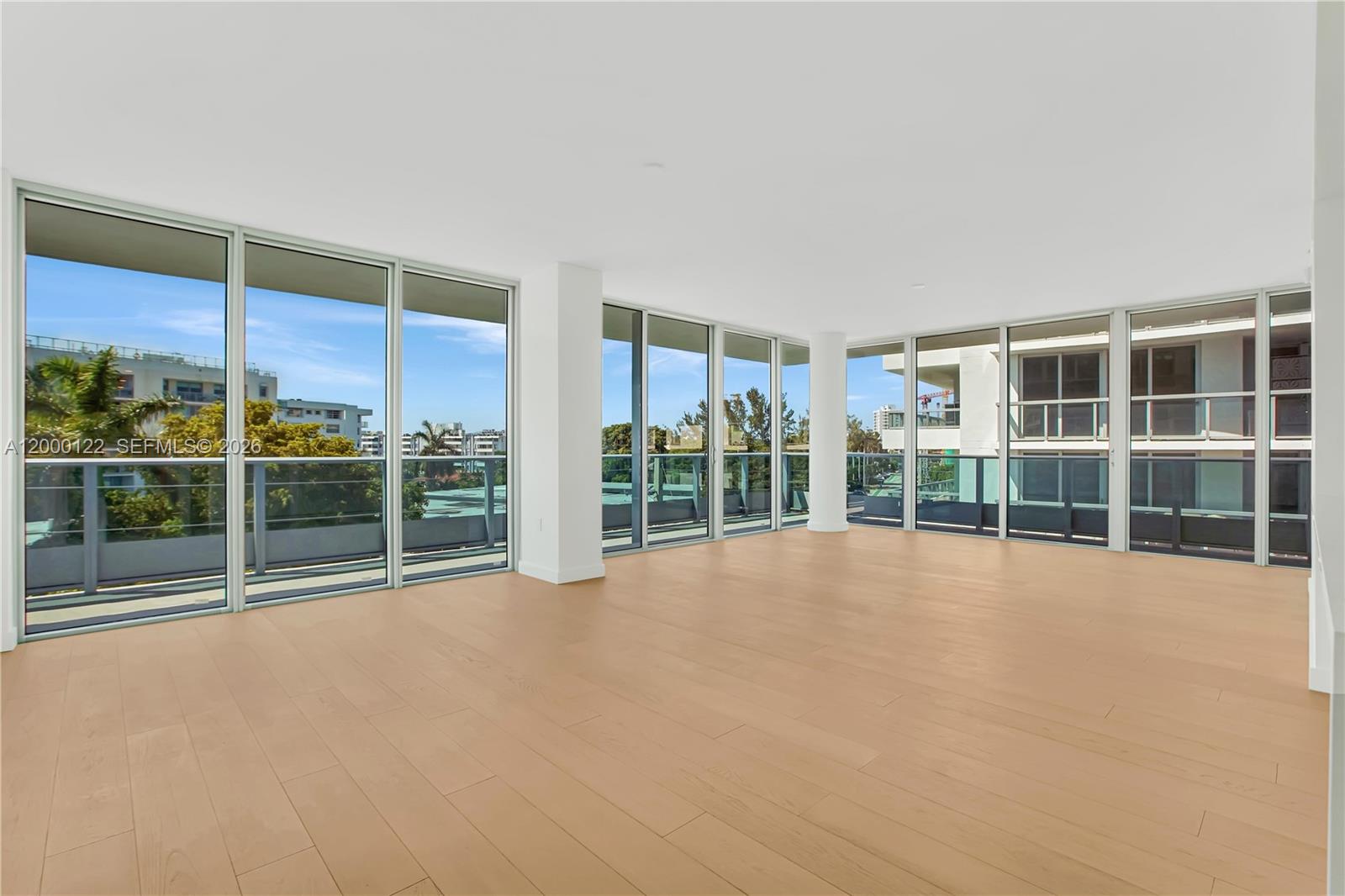 A12000122 Property Photo 39