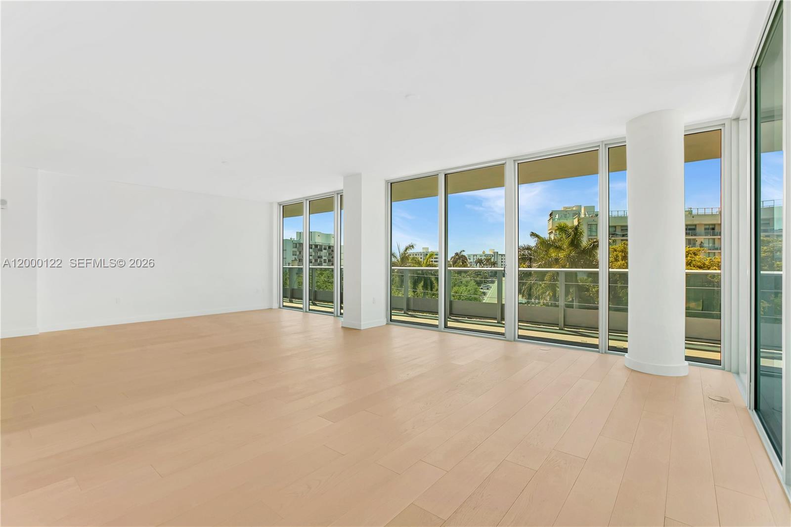 A12000122 Property Photo 43