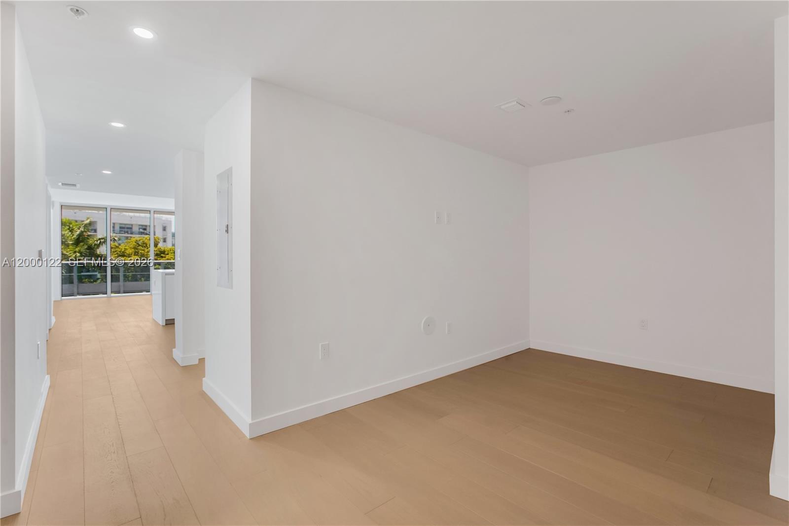 A12000122 Property Photo 47