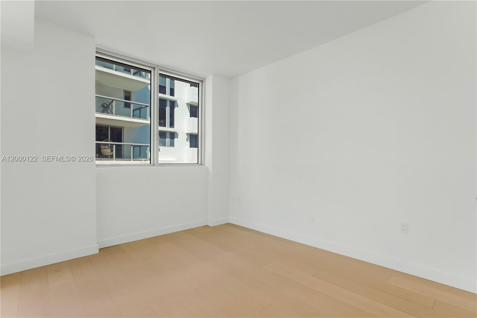 A12000122 Property Photo 53