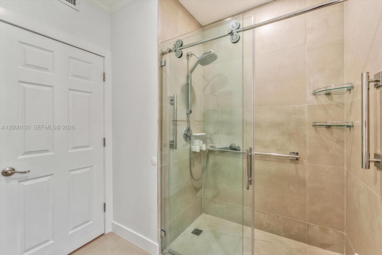 1102 Genoa Street Property Photo 11