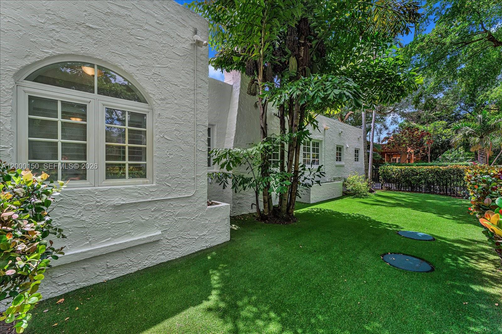 1102 Genoa Street Property Photo 22