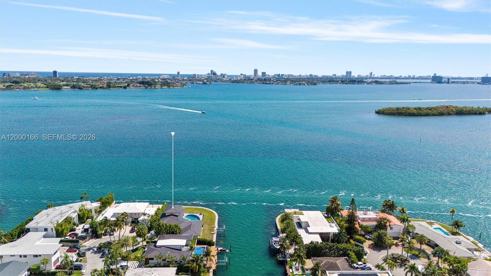 1982 NE 119th Road