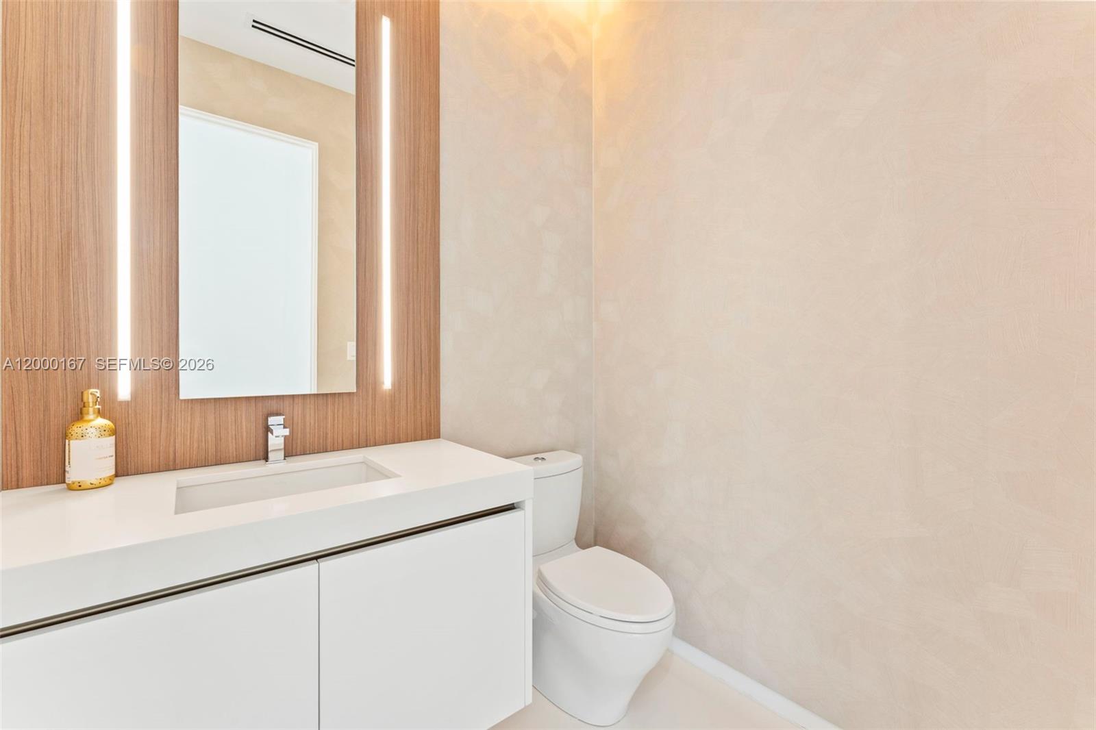 4232 E Tradewinds Avenue Property Photo 43