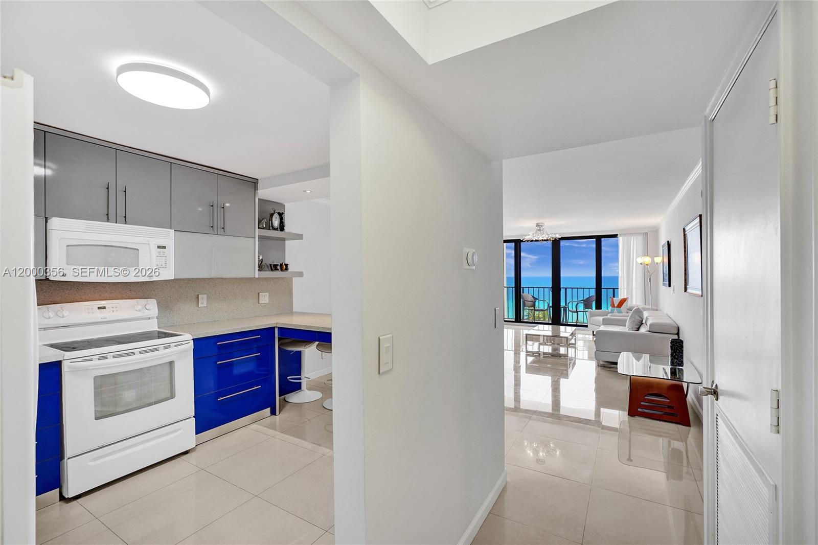 2401 S Ocean Drive 802 (available Now) Property Photo 5