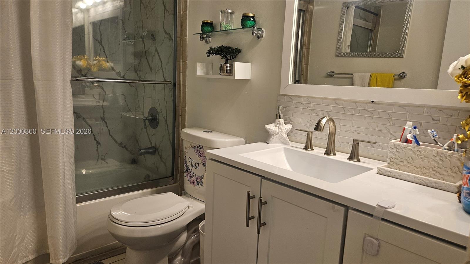 A12000360 Property Photo 8