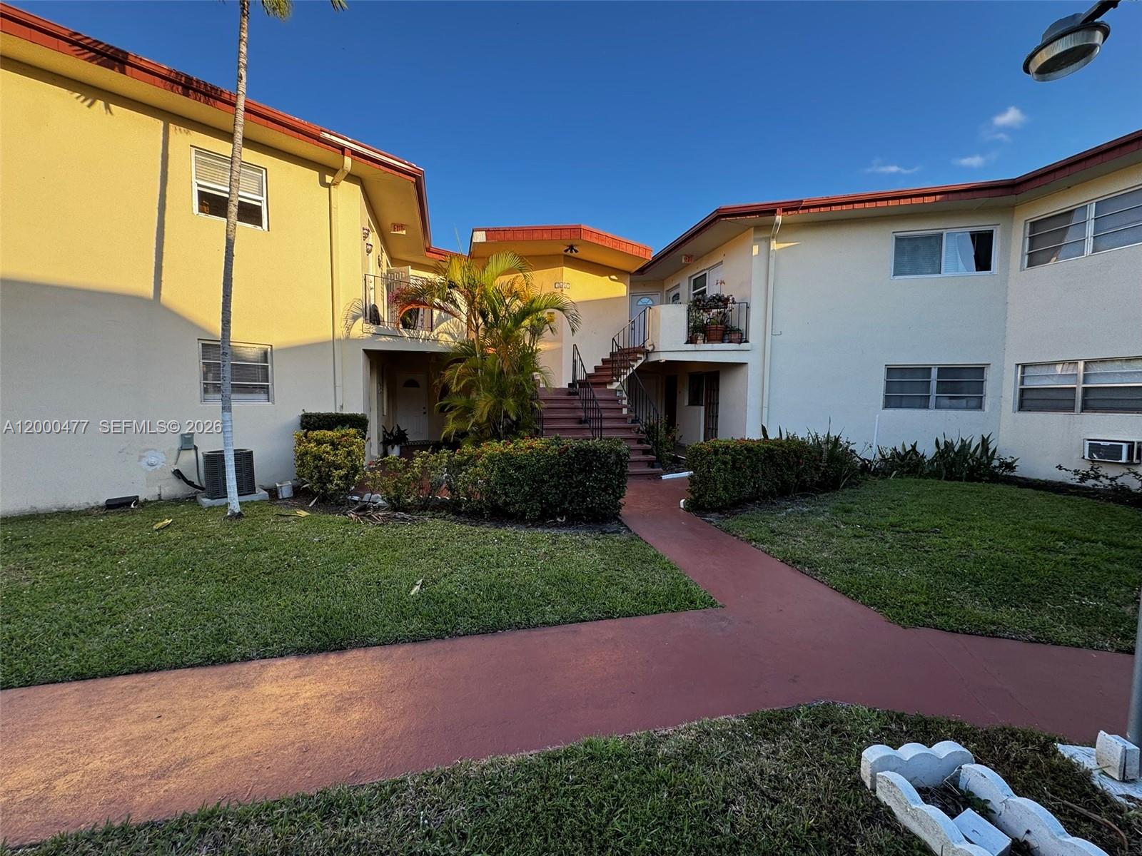 1601 Ne Miami Gardens Drive 103 Property Photo 9