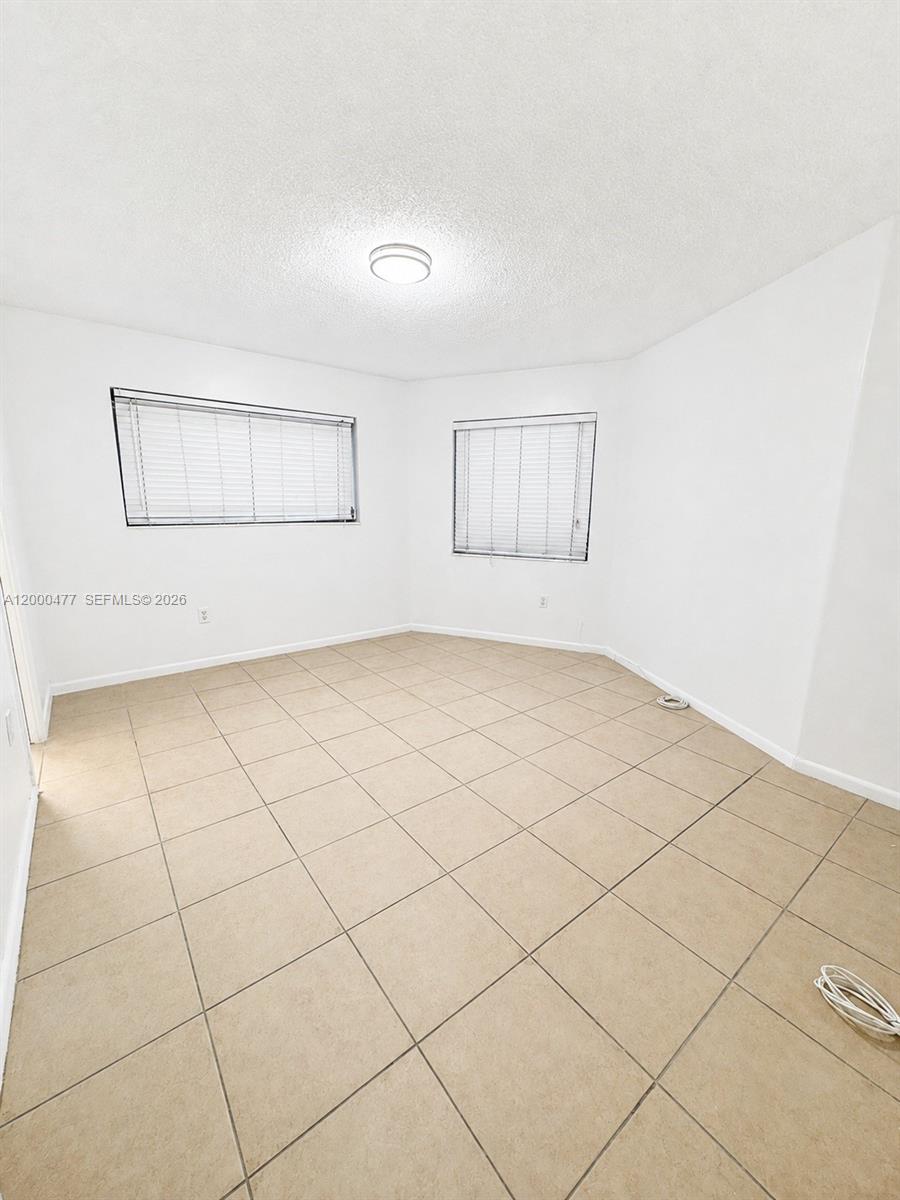 1601 Ne Miami Gardens Drive 103 Property Photo 18