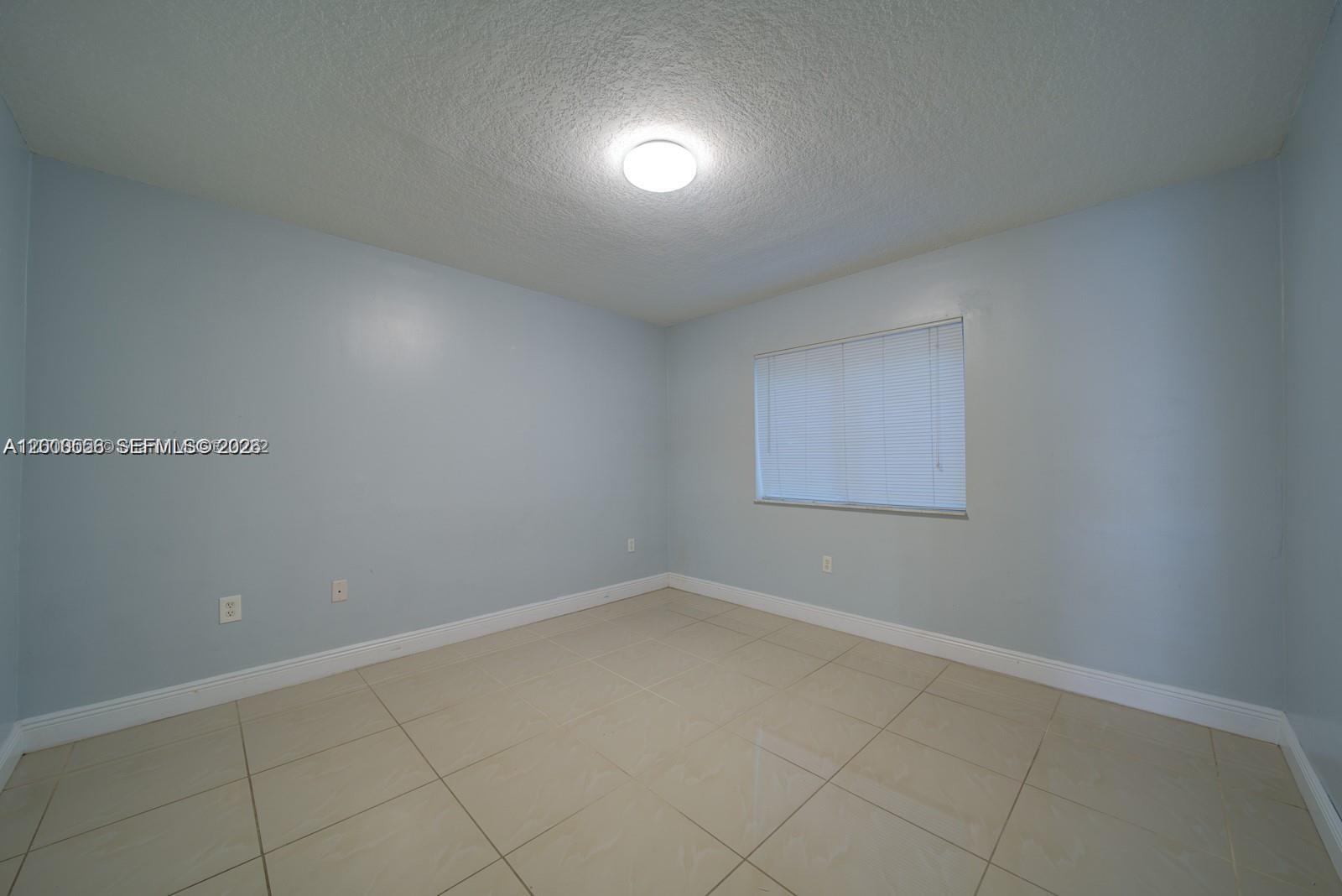 1250 Se 31st Court 104-33 Property Photo 16