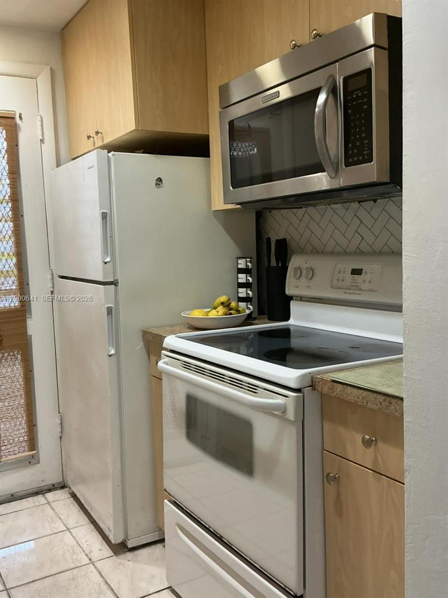 16900 Ne 14 109 Property Photo 13