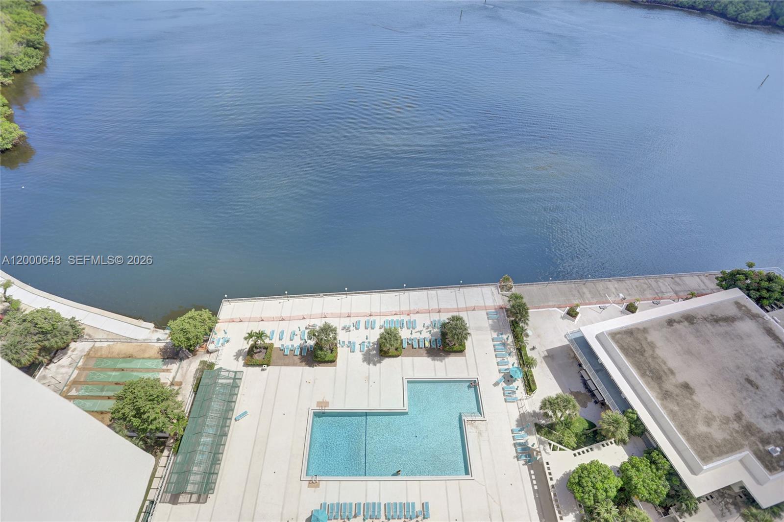 300 Bayview Drive Ph10 Property Photo 11