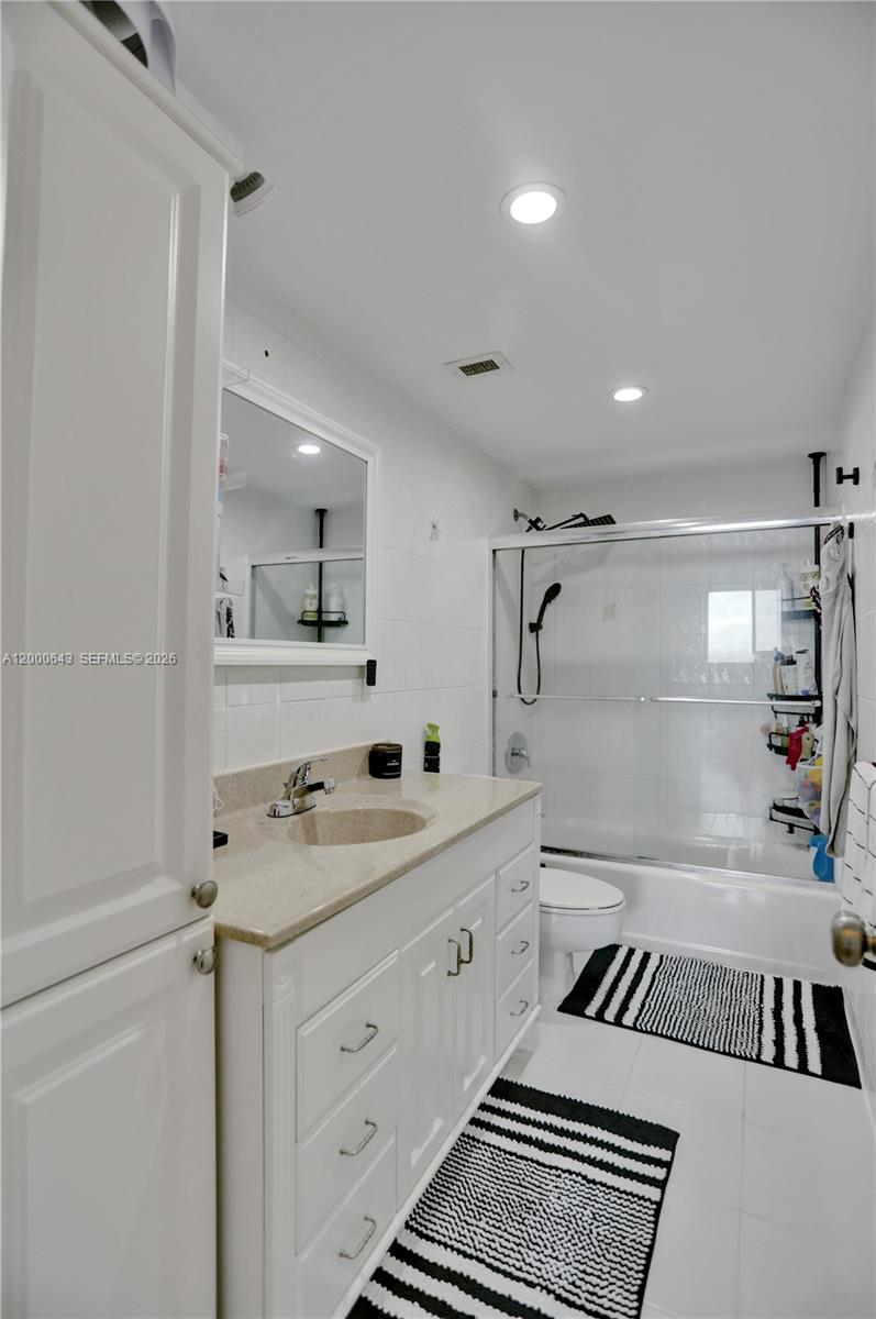300 Bayview Drive Ph10 Property Photo 20