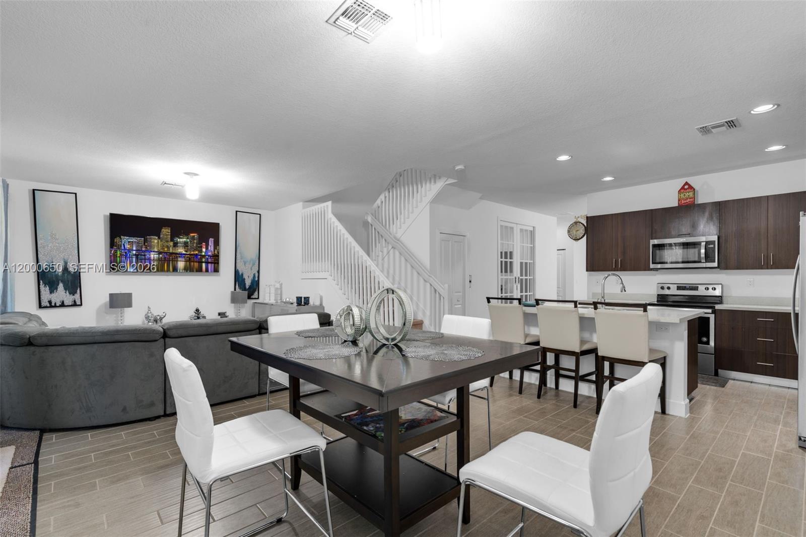 5113 Nw 52nd Street Property Photo 13