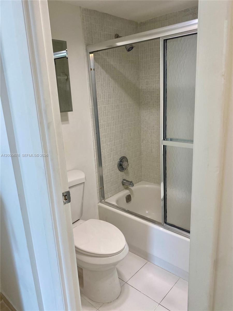 20379 W Country Club Drive Ph-40 Property Photo 12