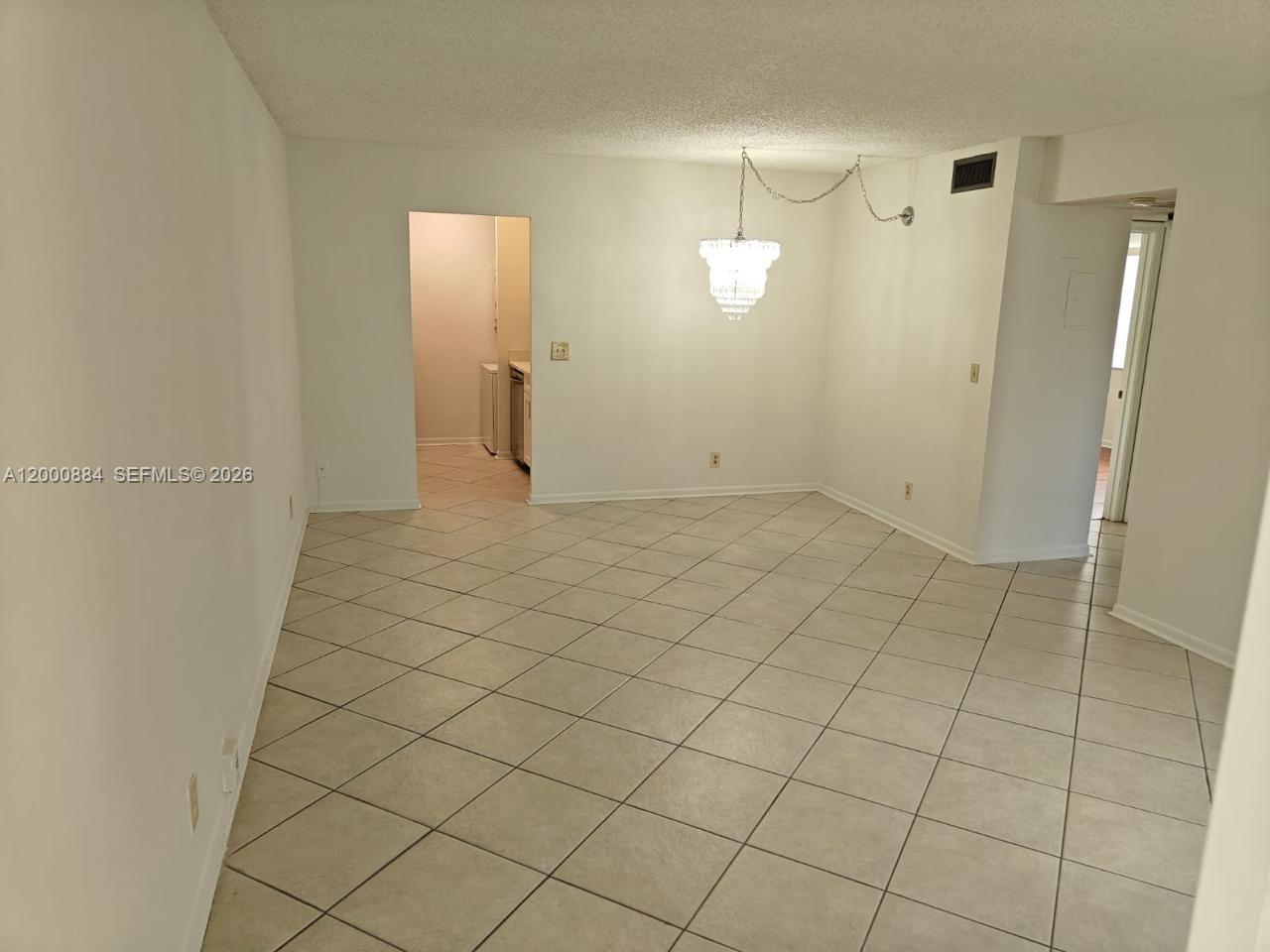 10228 Twin Lakes Drive 16-e Property Photo 8