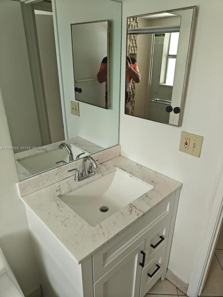 10228 Twin Lakes Drive 16-e Property Photo 14