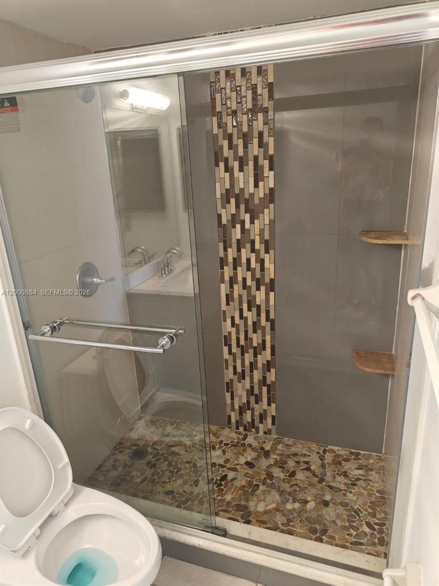 10228 Twin Lakes Drive 16-e Property Photo 15
