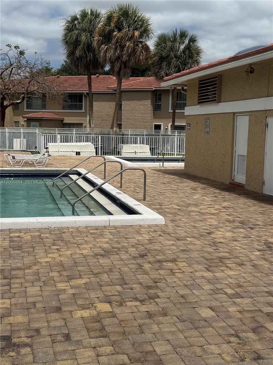 10228 Twin Lakes Drive 16-e Property Photo 20