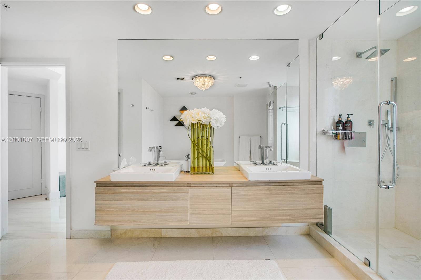 17111 Biscayne Boulevard 2008 Property Photo 9