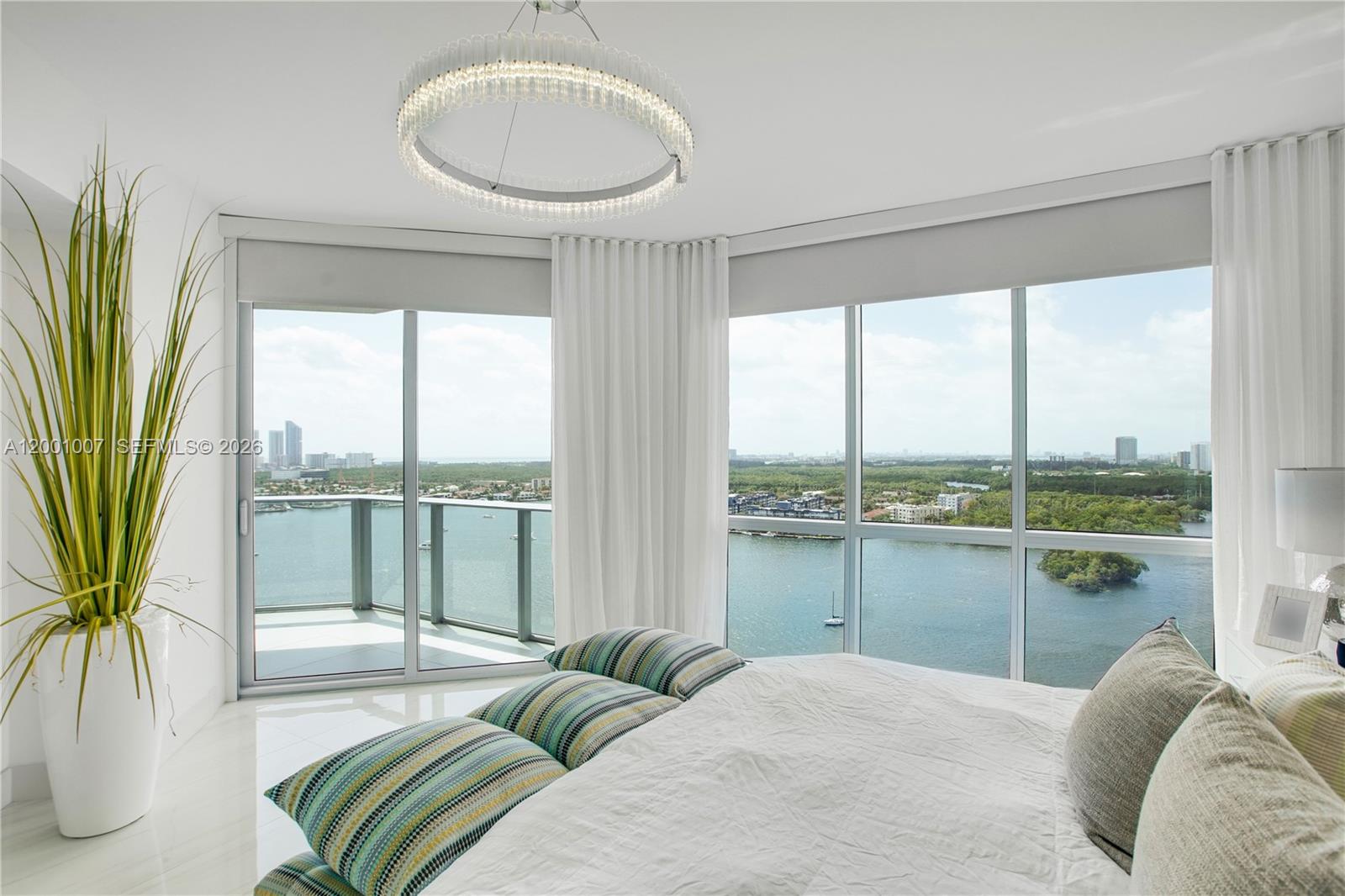 17111 Biscayne Boulevard 2008 Property Photo 14