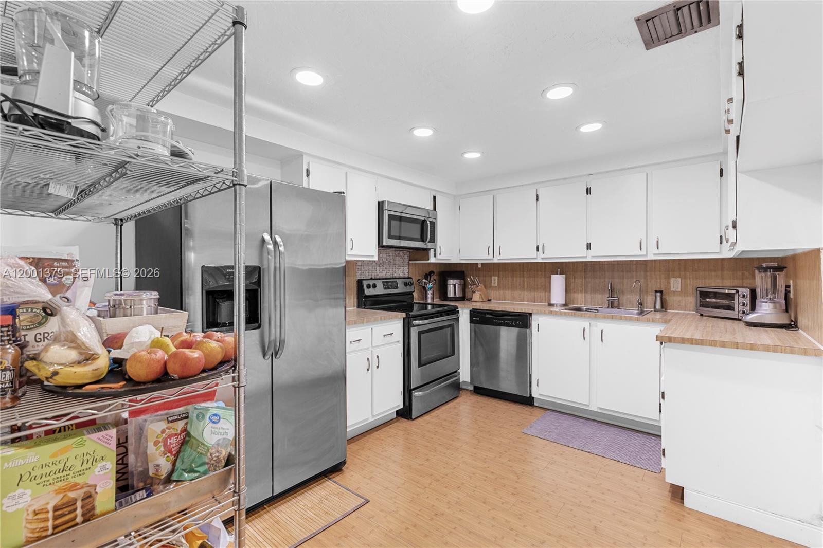 16251 Golf Club Road 311 Property Photo 12