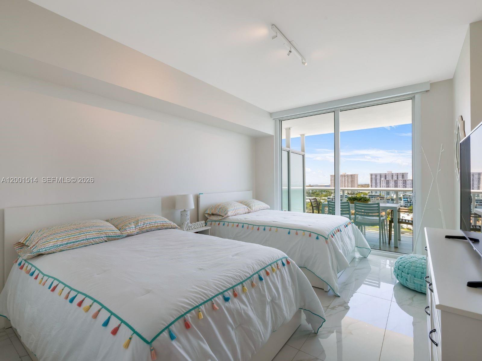 400 Sunny Isles Boulevard 1416 Property Photo 13