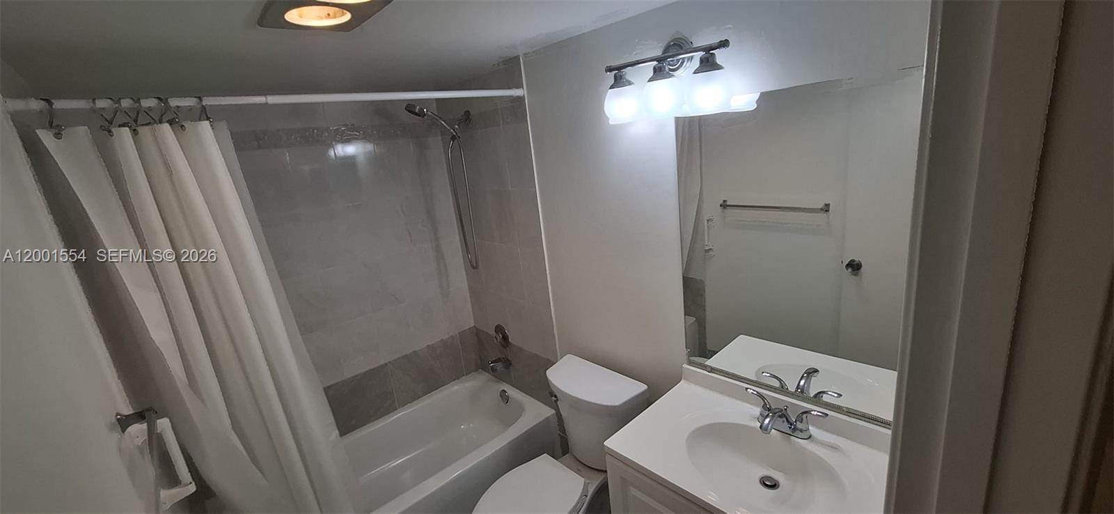235 Northampton L 235 Property Photo 9