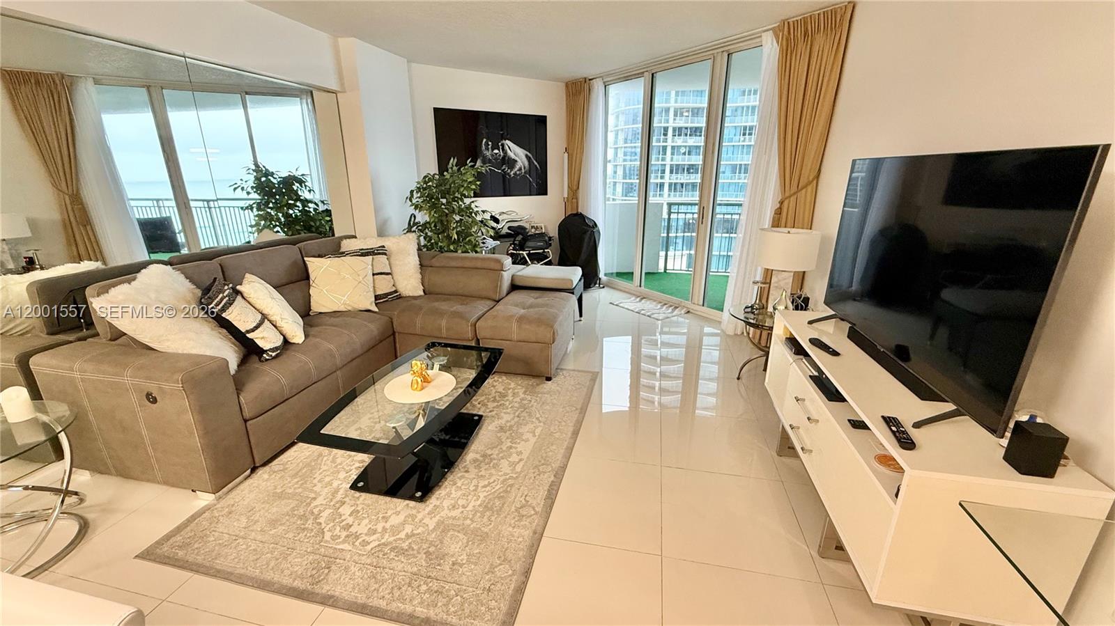 17375 Collins Avenue 1006 Property Photo 17