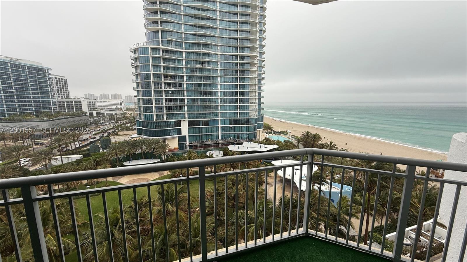 17375 Collins Avenue 1006 Property Photo 27
